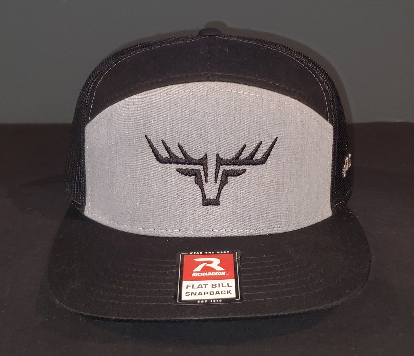 7 Panel Black & Grey Richardson 168 with SHOT Buck Logo